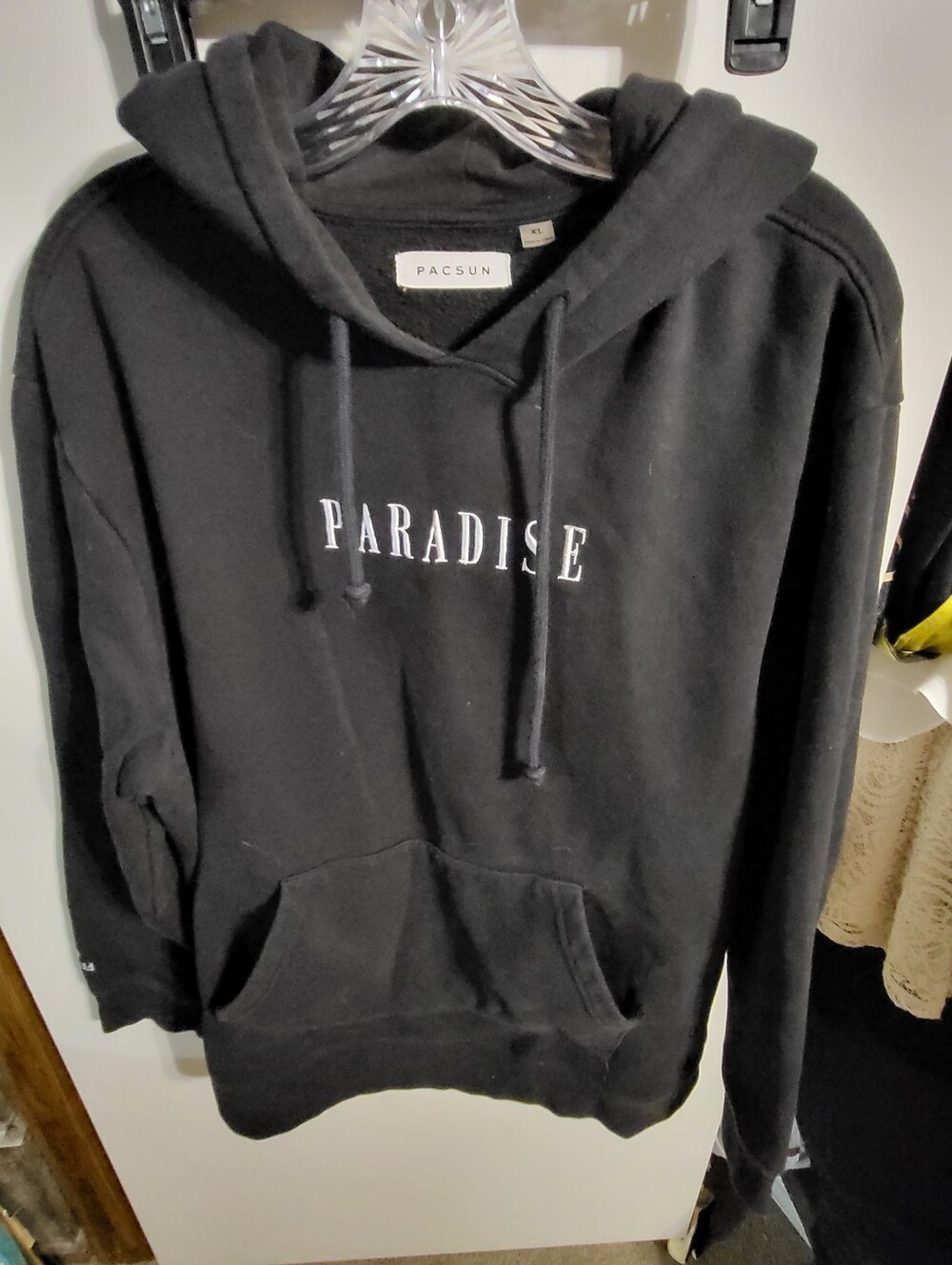 Pacsun Paradise Embroidered Hoodie Size XL